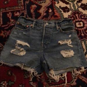 Levi high waisted shorts
